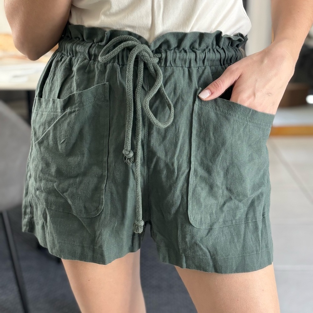 Universal Thread Green Women's Drawstring Shorts sz S